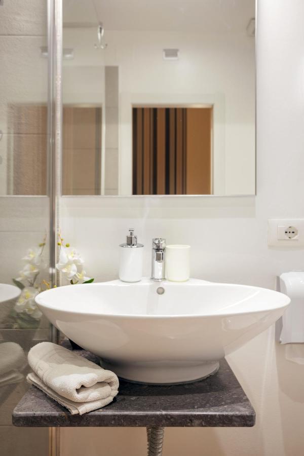 B&B Palermo Bella Rooms And Suites Екстер'єр фото