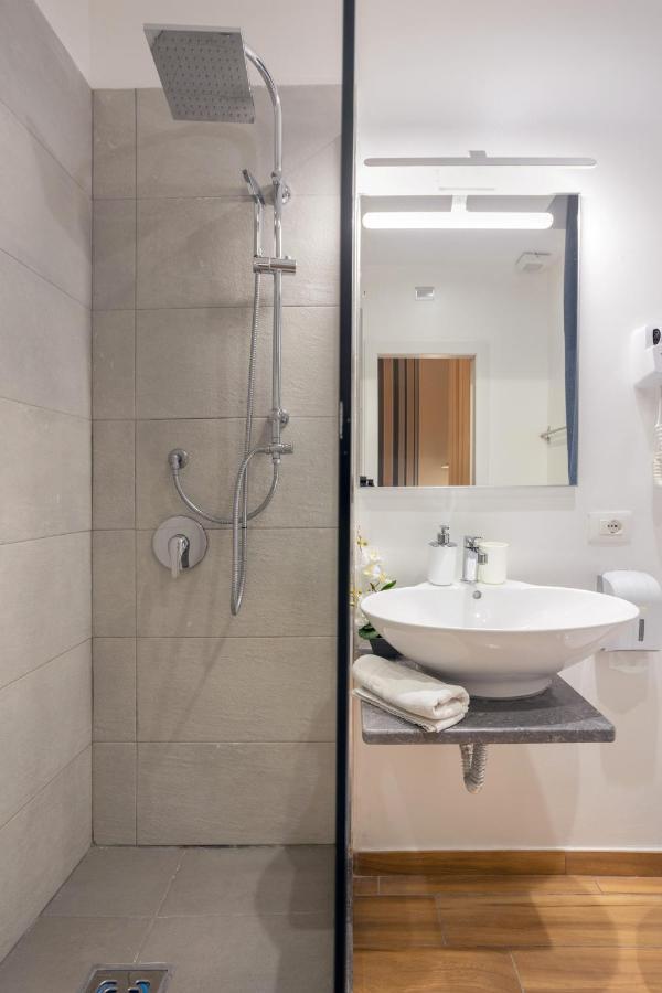 B&B Palermo Bella Rooms And Suites Екстер'єр фото